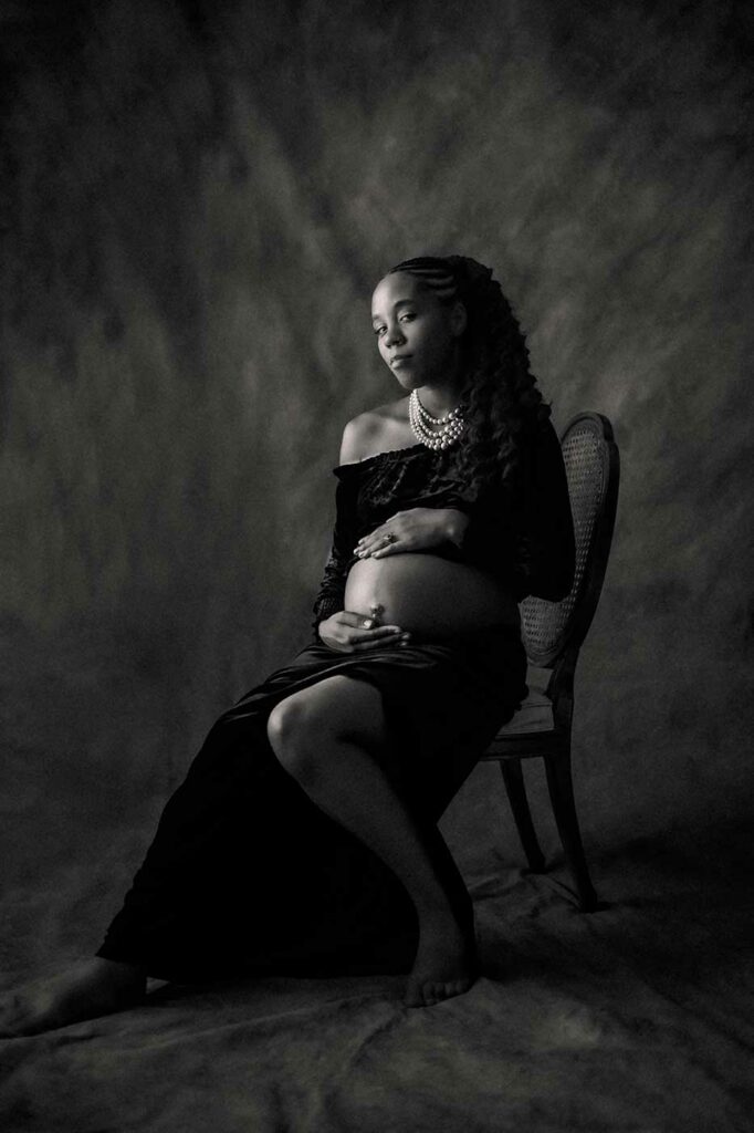 Maternity photographer for black women - Bent Hues Maternity Photography