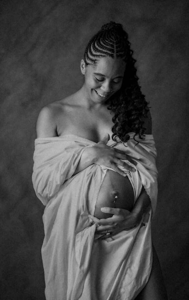 Orlando maternity photoshoot indoor studio