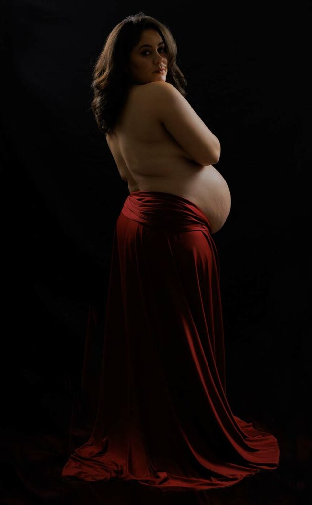 Tasteful Maternity Boudoir Photographer Orlando
