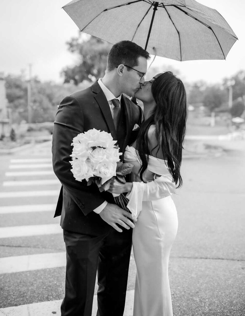 what to do if it rains on your wedding day